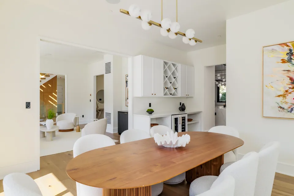 Breakfast table beside the butler's pantry